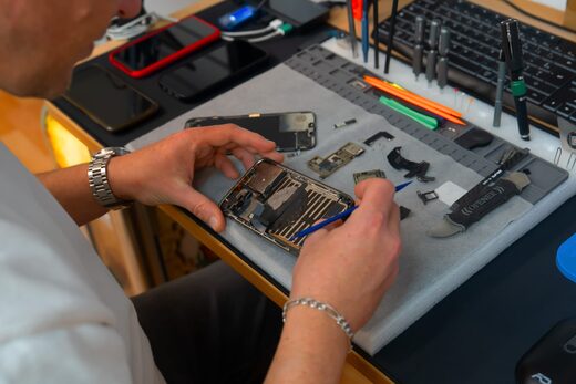 Ice Computer : Votre expert en réparation de smartphone à Cannes et environs